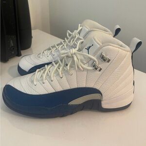 Air Jordan 12 French blue 2016 size 6.5Y